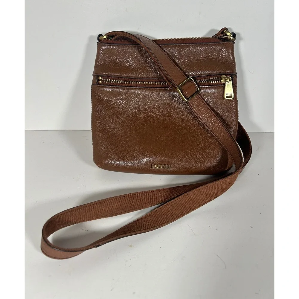 Fossil Fiona Small Crossbody Bag Brown Pebbled Leather ZB6779 Gold Tone Hardware